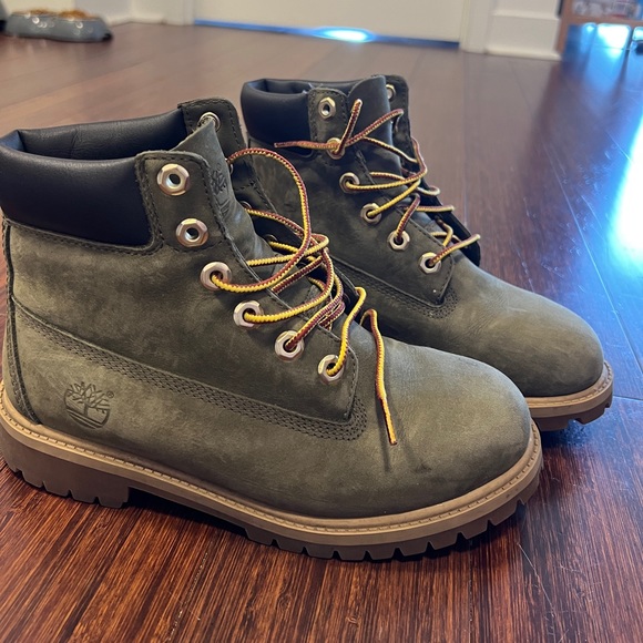 Women‘s Timberland short waterproof boots - Picture 2 of 7